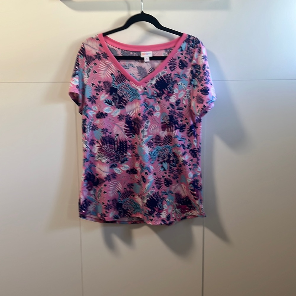 Lularoe Iris Top